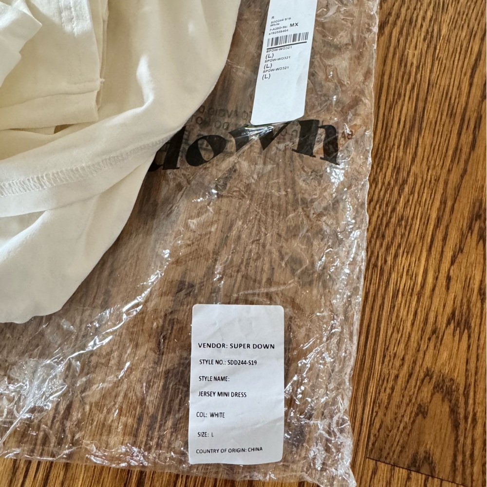 NWT Superdown White Maureen Jersey Mini Dress - Size L - Picture 4 of 10